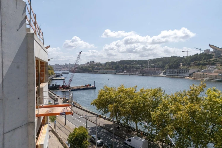 Apartamento T2 para Venda em Lordelo do Ouro e Massarelos Foto 19