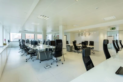 Escritório para Arrendamento em Santo António