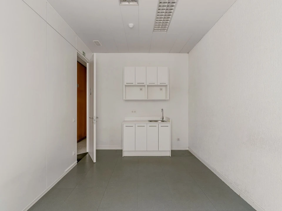 Escritório para Arrendamento em Avenidas Novas Foto 19