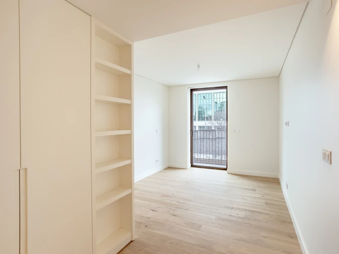 Apartamento T3 para Venda em Areeiro Foto 12