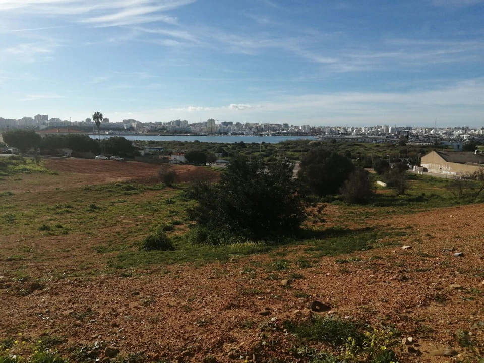 Terreno para Venda em Estômbar e Parchal Foto 6