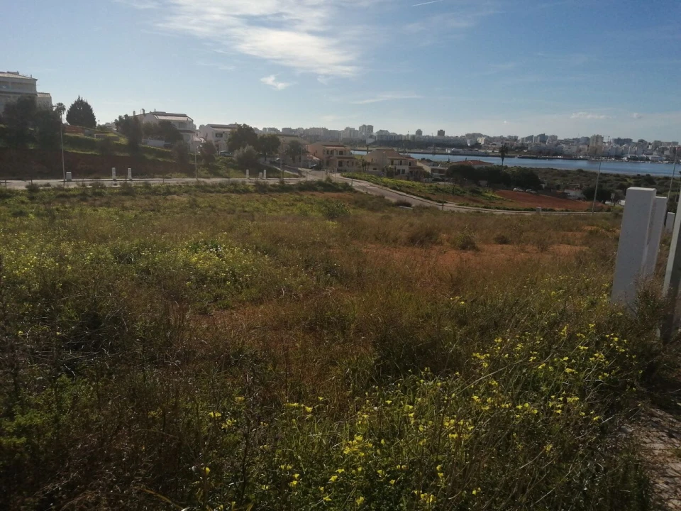 Terreno para Venda em Estômbar e Parchal Foto 8