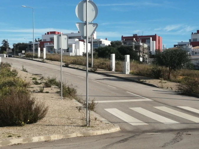 Terreno para Venda em Estômbar e Parchal Foto 14