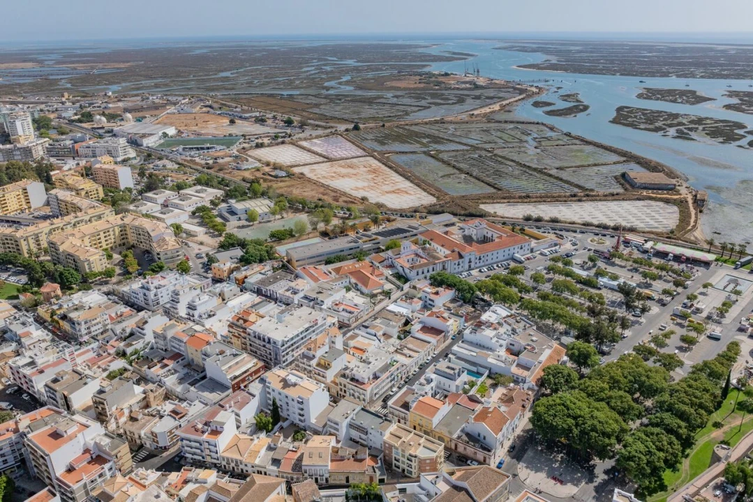 Moradia T4 para Venda em Faro (Sé e São Pedro) Foto 35