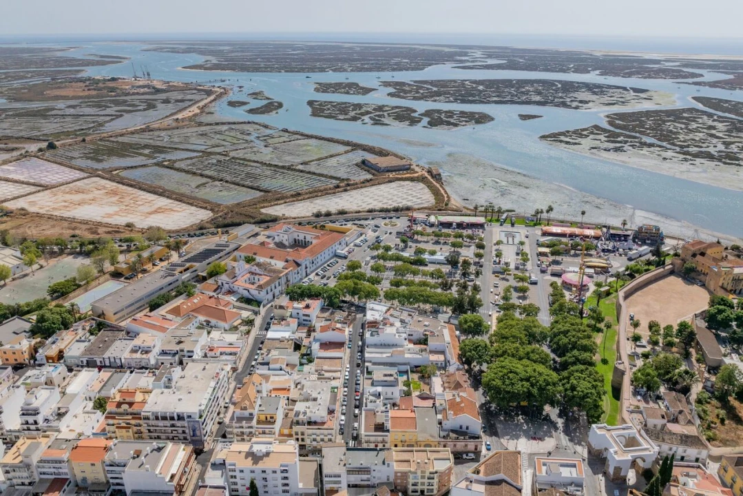 Moradia T4 para Venda em Faro (Sé e São Pedro) Foto 36