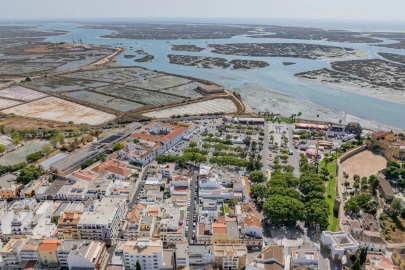 Moradia T4 para Venda em Faro (Sé e São Pedro)