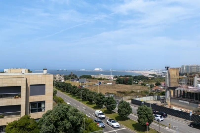 Apartamento T4 para Venda em Aldoar, Foz do Douro e Nevogilde