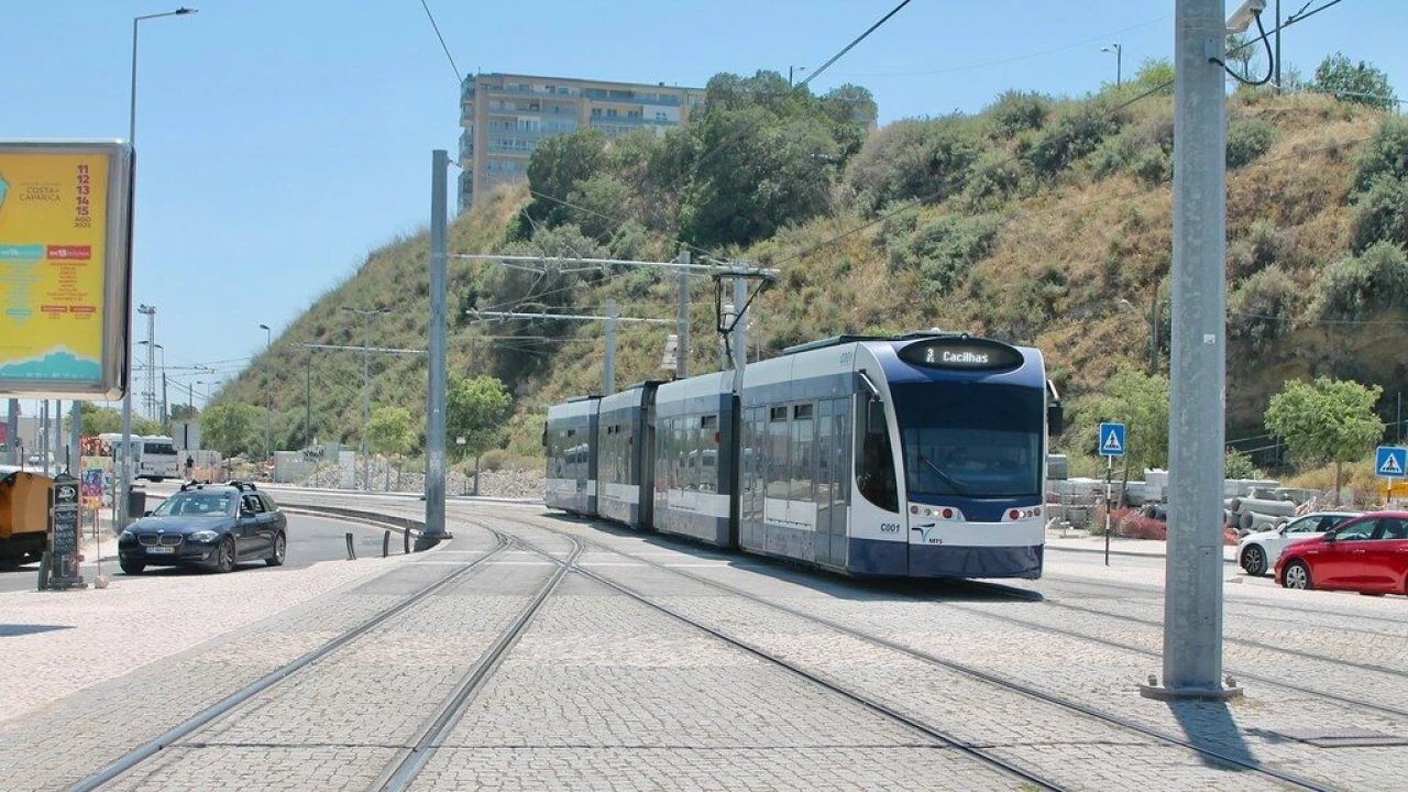 Apartamento T4 para Venda em Almada, Cova da Piedade, Pragal e Cacilhas Foto 16