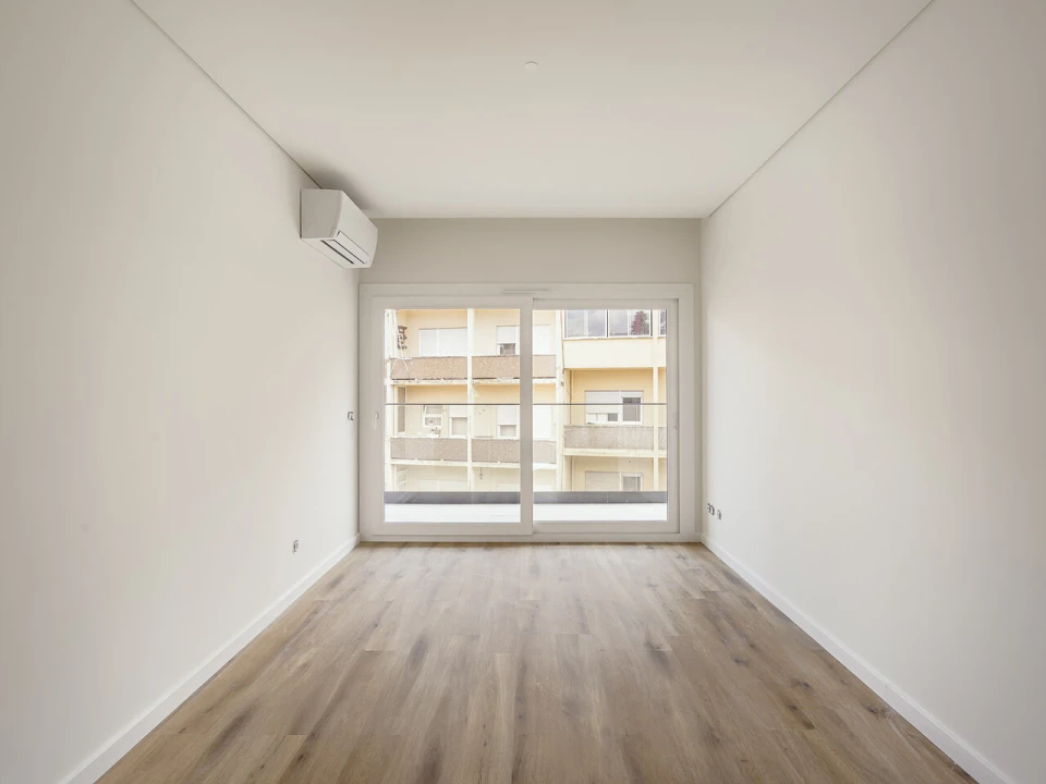 Apartamento T4 para Venda em Almada, Cova da Piedade, Pragal e Cacilhas Foto 10