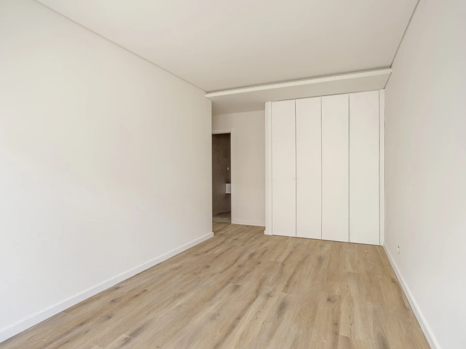 Apartamento T4 para Venda em Almada, Cova da Piedade, Pragal e Cacilhas Foto 11