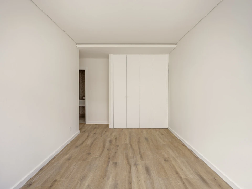 Apartamento T4 para Venda em Almada, Cova da Piedade, Pragal e Cacilhas Foto 21