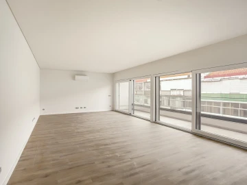 Apartamento T4 para Venda em Almada, Cova da Piedade, Pragal e Cacilhas
