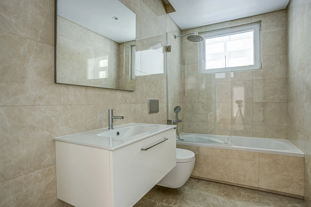 Apartamento T2 para Venda em Arroios Foto 10