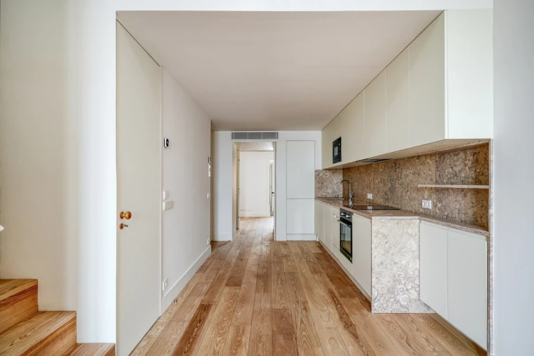 Apartamento T1 para Venda em Avenidas Novas Foto 4