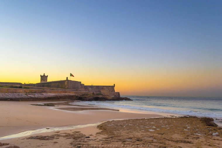 Apartamento T1 para Venda em Carcavelos e Parede Foto 24