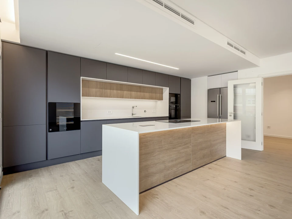 Apartamento T3 para Venda em Carcavelos e Parede Foto 14