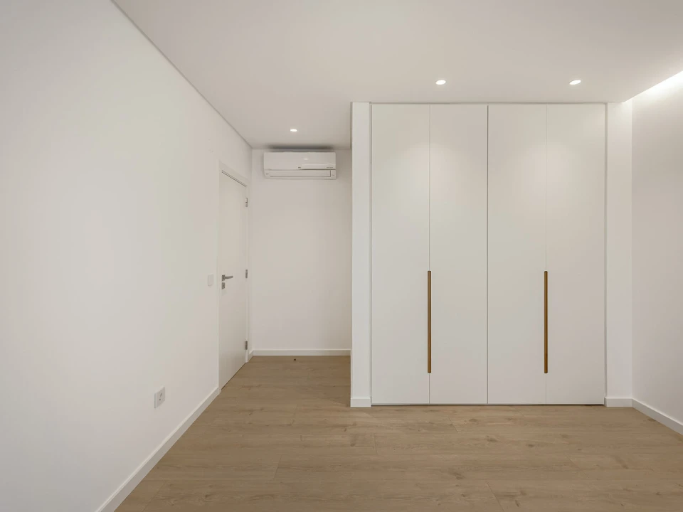 Apartamento T3 para Venda em Carcavelos e Parede Foto 23