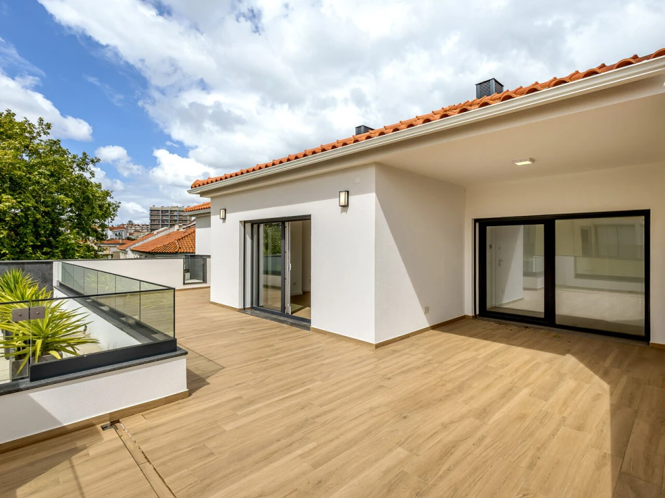 Apartamento T3 para Venda em Carcavelos e Parede Foto 2