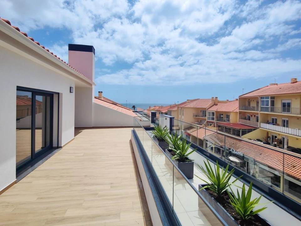 Apartamento T3 para Venda em Carcavelos e Parede Foto 27