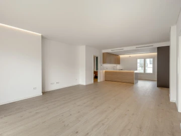 Apartamento T3 para Venda em Carcavelos e Parede