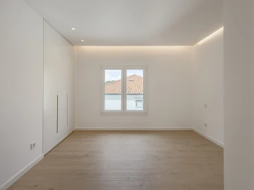 Apartamento T3 para Venda em Carcavelos e Parede