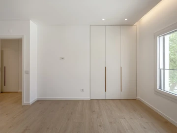 Apartamento T3 para Venda em Carcavelos e Parede