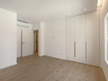 Apartamento T3 para Venda em Carcavelos e Parede