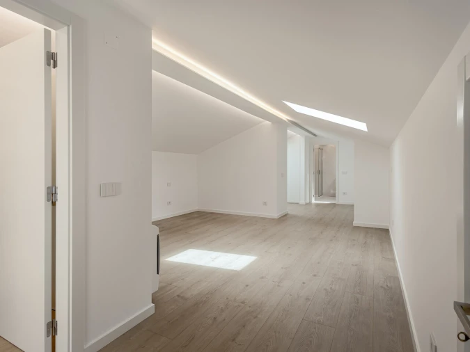 Apartamento T3 para Venda em Carcavelos e Parede Foto 21