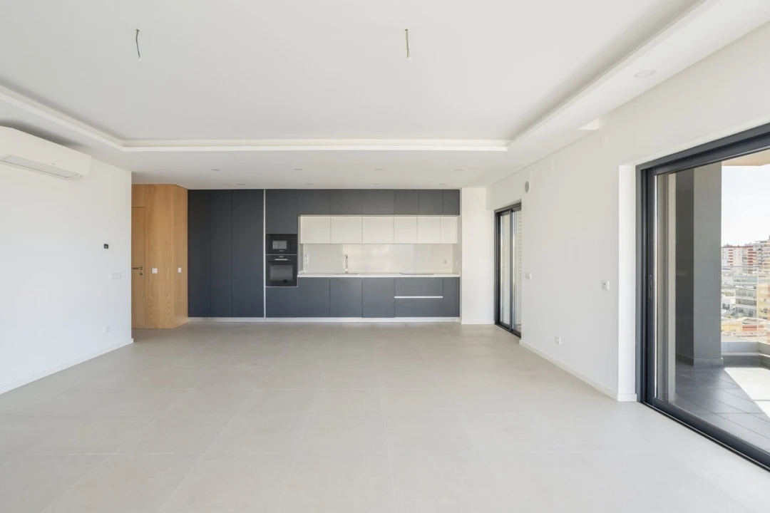 Apartamento T2 para Venda em Faro (Sé e São Pedro) Foto 5