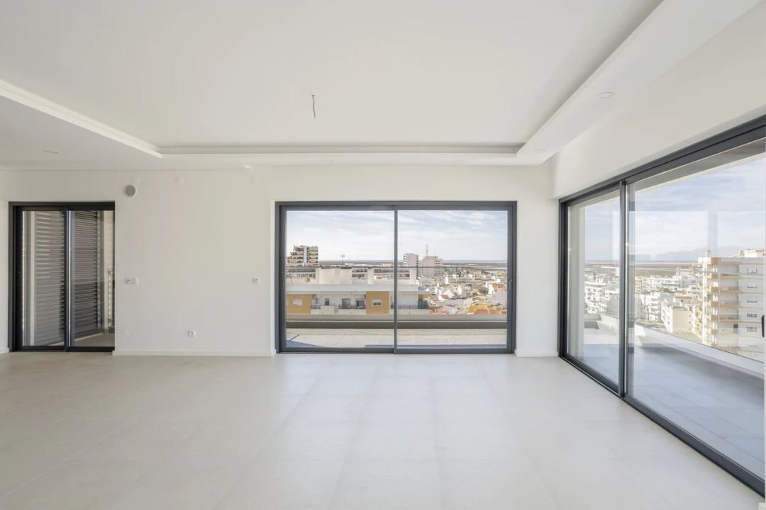 Apartamento T3 para Venda em Faro (Sé e São Pedro) Foto 10