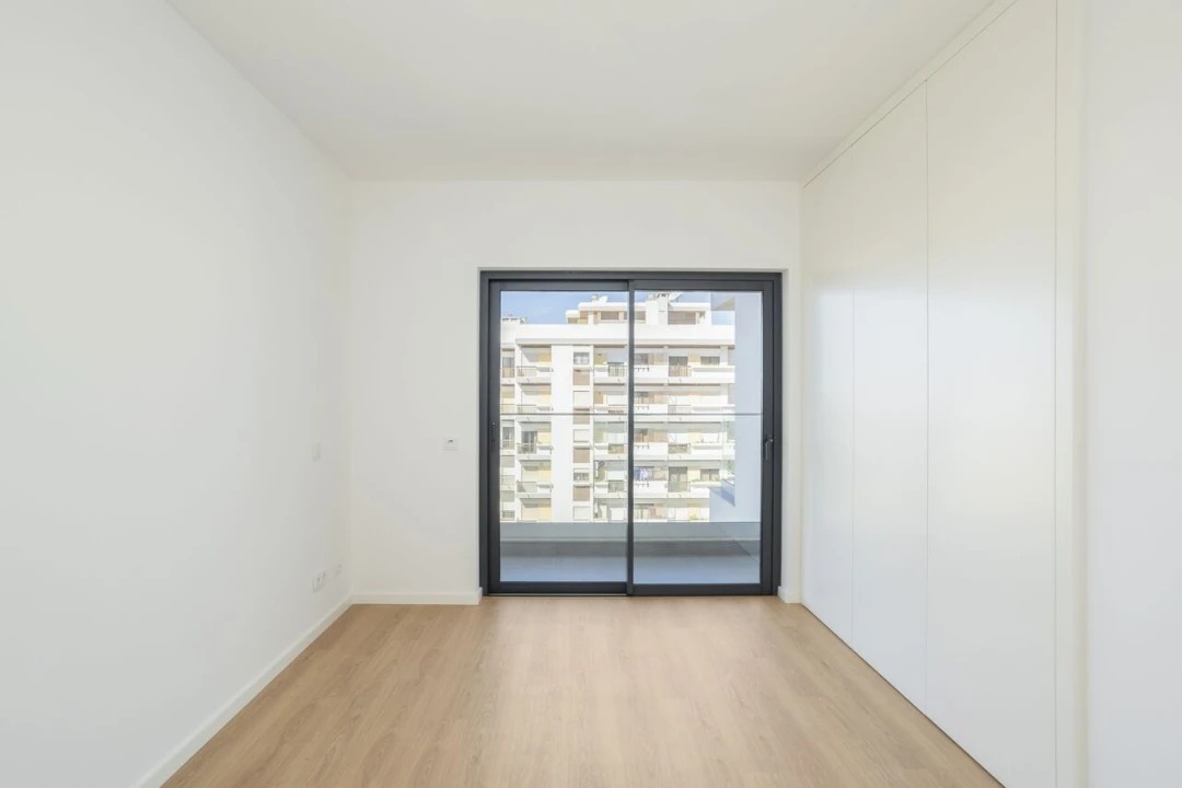 Apartamento T3 para Venda em Faro (Sé e São Pedro) Foto 14