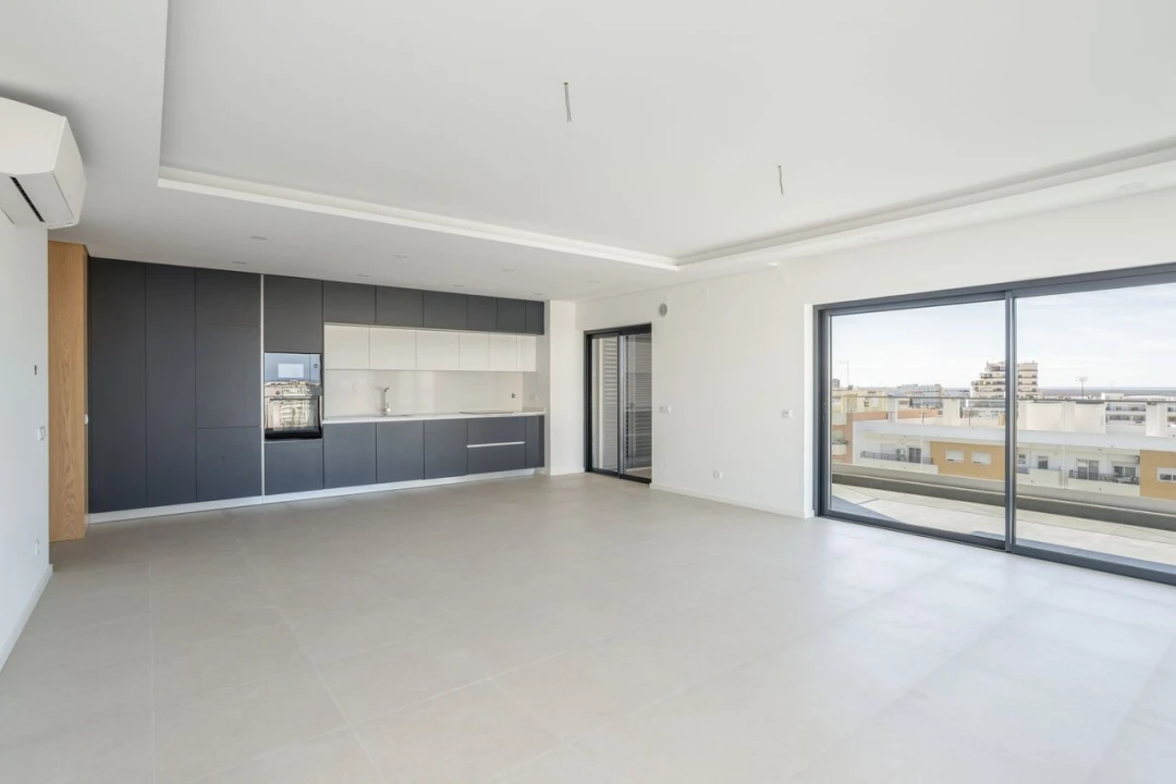 Apartamento T3 para Venda em Faro (Sé e São Pedro) Foto 8