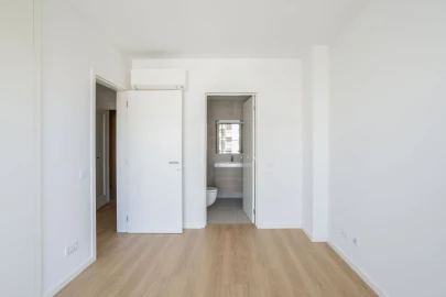 Apartamento T3 para Venda em Faro (Sé e São Pedro)