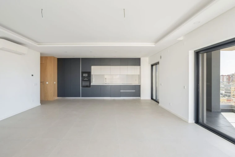 Apartamento T3 para Venda em Faro (Sé e São Pedro) Foto 9