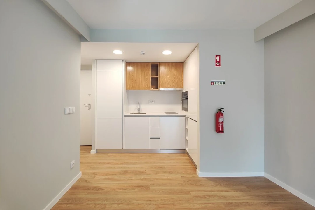 Apartamento T1 para Venda em Santo António Foto 8