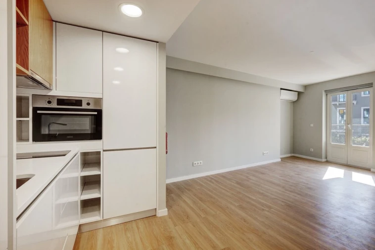 Apartamento T1 para Venda em Santo António Foto 12