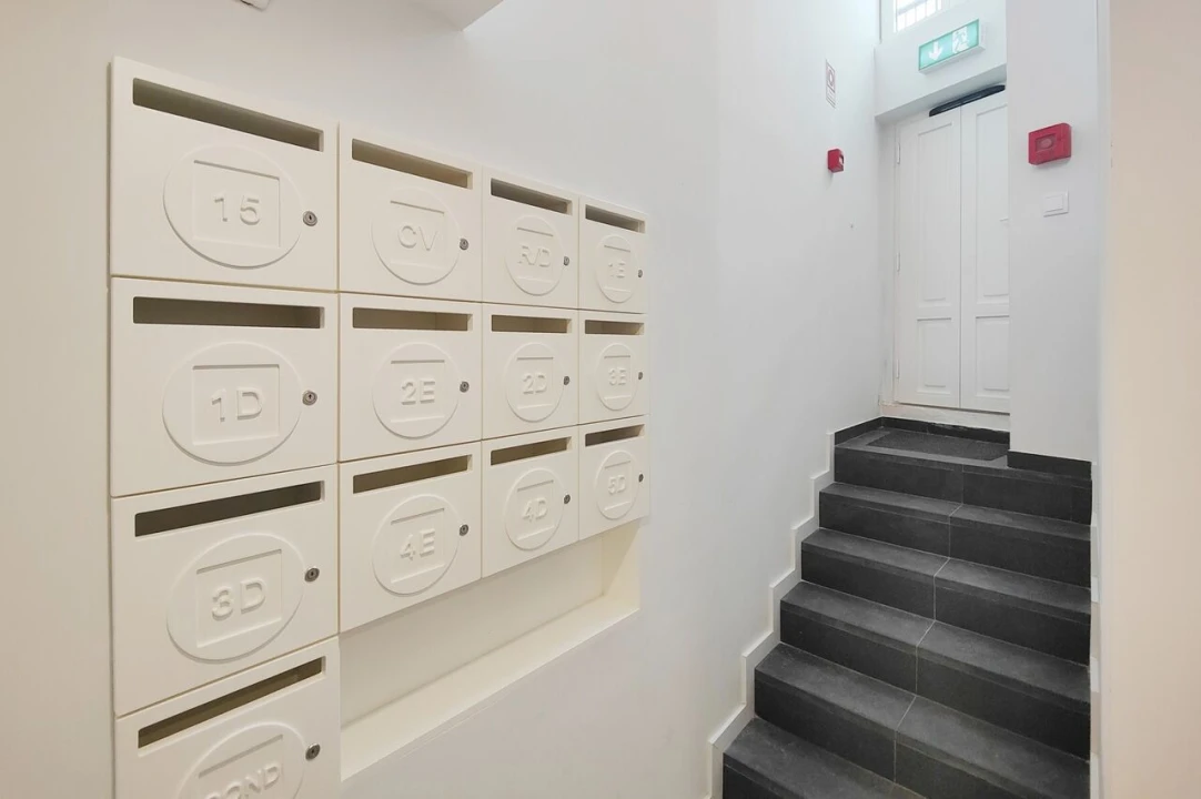 Apartamento T1 para Venda em Santo António Foto 15