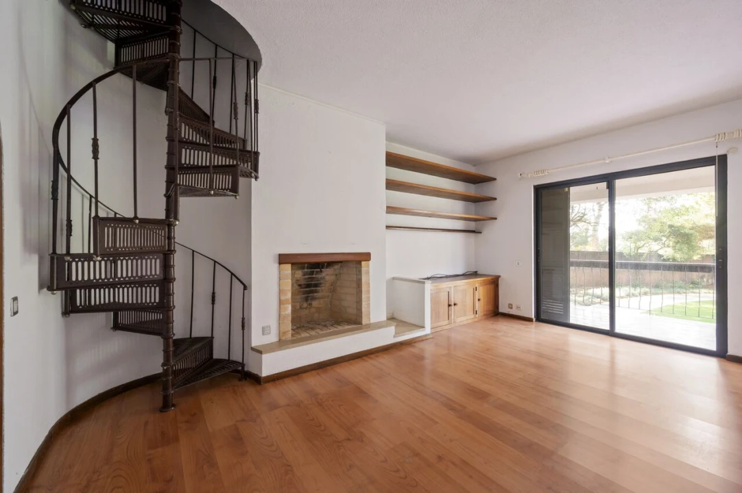 Moradia T6 para Venda em Cascais e Estoril Foto 31