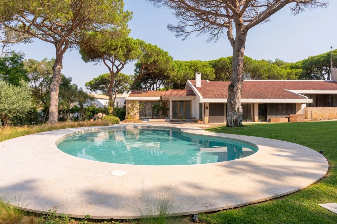 Moradia T6 para Venda em Cascais e Estoril Foto 1