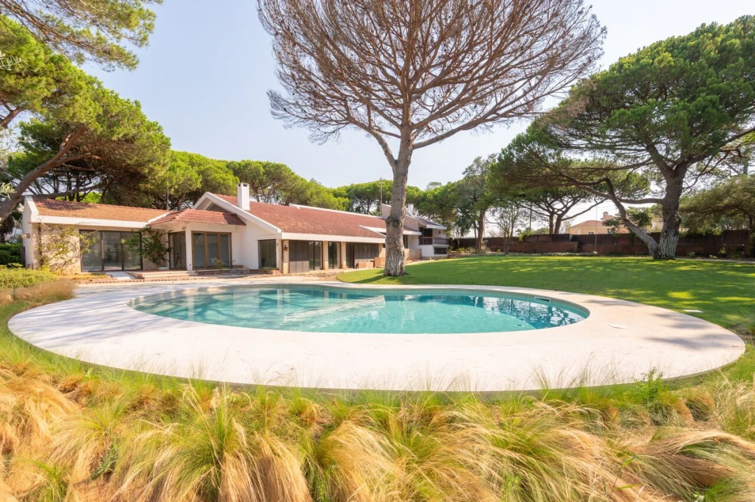 Moradia T6 para Venda em Cascais e Estoril Foto 3