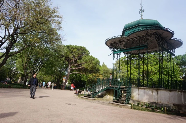 Apartamento T1 para Venda em Misericórdia Foto 18