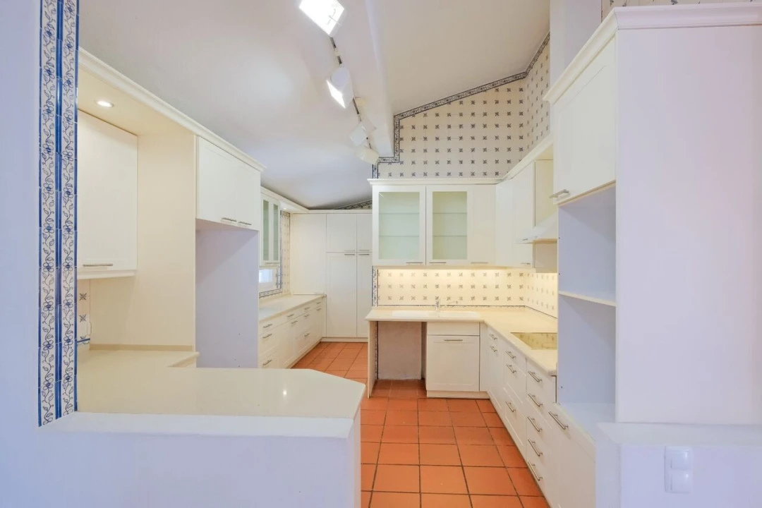 Moradia T8 para Venda em Cascais e Estoril Foto 13