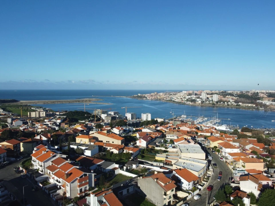 Apartamento T1 para Venda em Santa Marinha e São Pedro da Afurada Foto 22