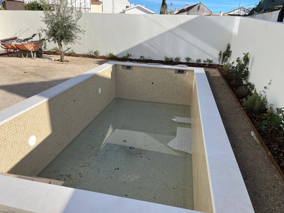 Apartamento T1 para Venda em Santa Maria do Castelo e Santiago e Santa Susana Foto 14