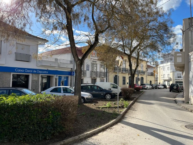 Apartamento T1 para Venda em Santa Maria do Castelo e Santiago e Santa Susana Foto 6