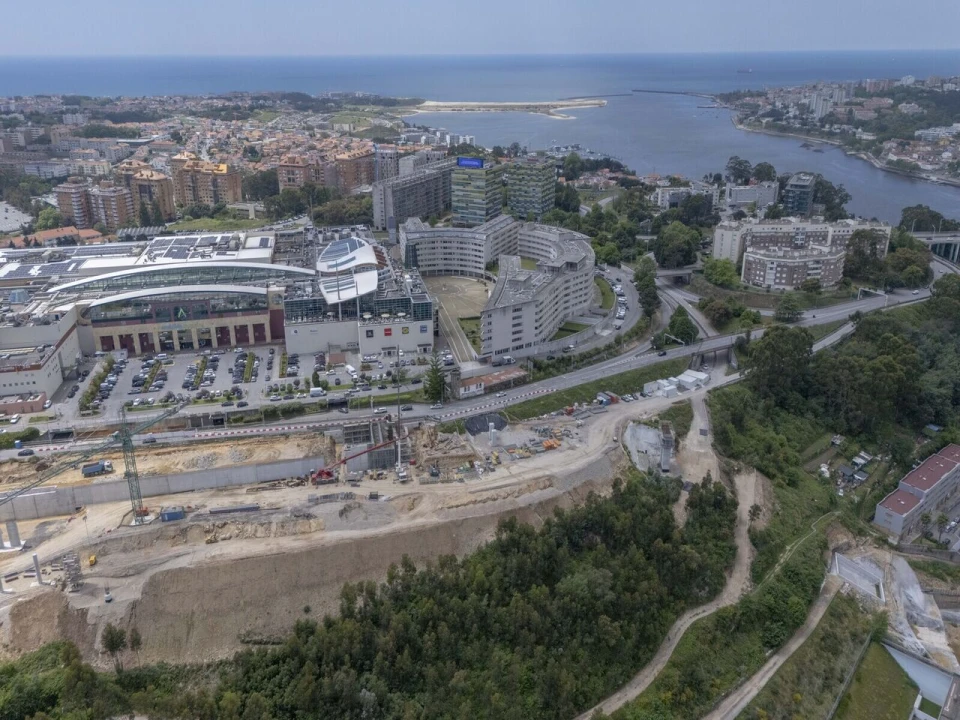Apartamento T1 para Venda em Santa Marinha e São Pedro da Afurada Foto 46