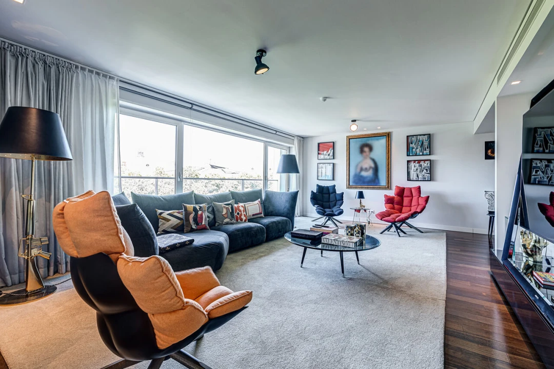 Apartamento T6 para Venda em Avenidas Novas Foto 3