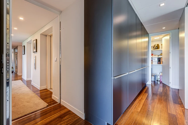 Apartamento T6 para Venda em Avenidas Novas Foto 23