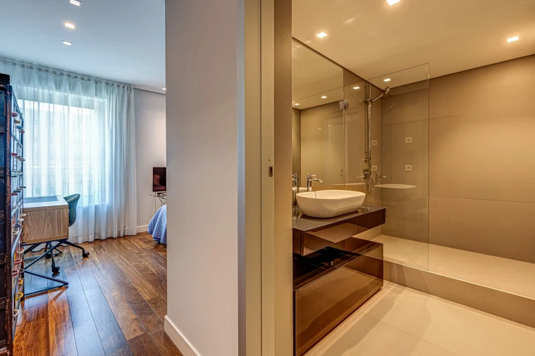 Apartamento T6 para Venda em Avenidas Novas Foto 40