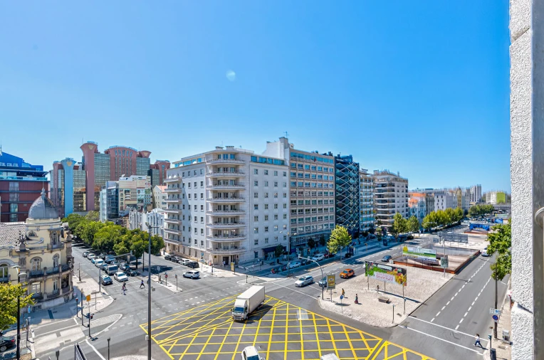 Apartamento T6 para Venda em Avenidas Novas Foto 67